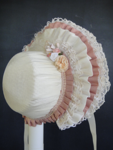 Chapeaux, boutique du chapelier. - Mercerie de poupee