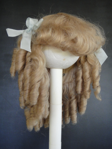 30% PROMO PERRUQUE POUR POUPEE T16 (49.5 cm) 100% cheveux naturels - G. BRAVOT
