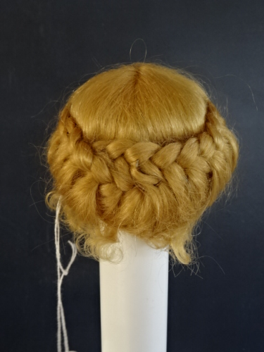 PERRUQUE en cheveux naturels pour/de POUPEE ancienne