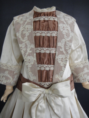 Robe Paletot Ancienne Pour Poupée De Collection - Vêtement Vintage