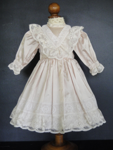 Robe Ancienne Pour Poupée - Soie 1920 - Fabrication Française, Pièce Vintage Unique