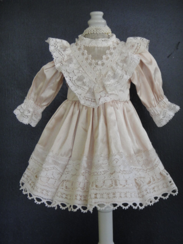 Robe En Soie Rose Pour Poupée 42 Cm - Jumeau, BRU, Poupées Modernes Ou Anciennes