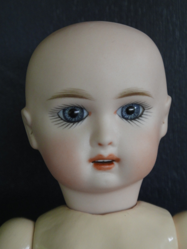 Poupée Bleuette (?) tête porcelaine marquée en creux 26 FRANCE SFBJ